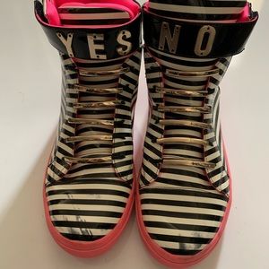 JEFFREY CAMPBELL - Yes/No Sneakers